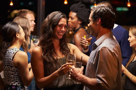 How to Hook Up with a Guy at a Party (Best Tips For Beginners)
